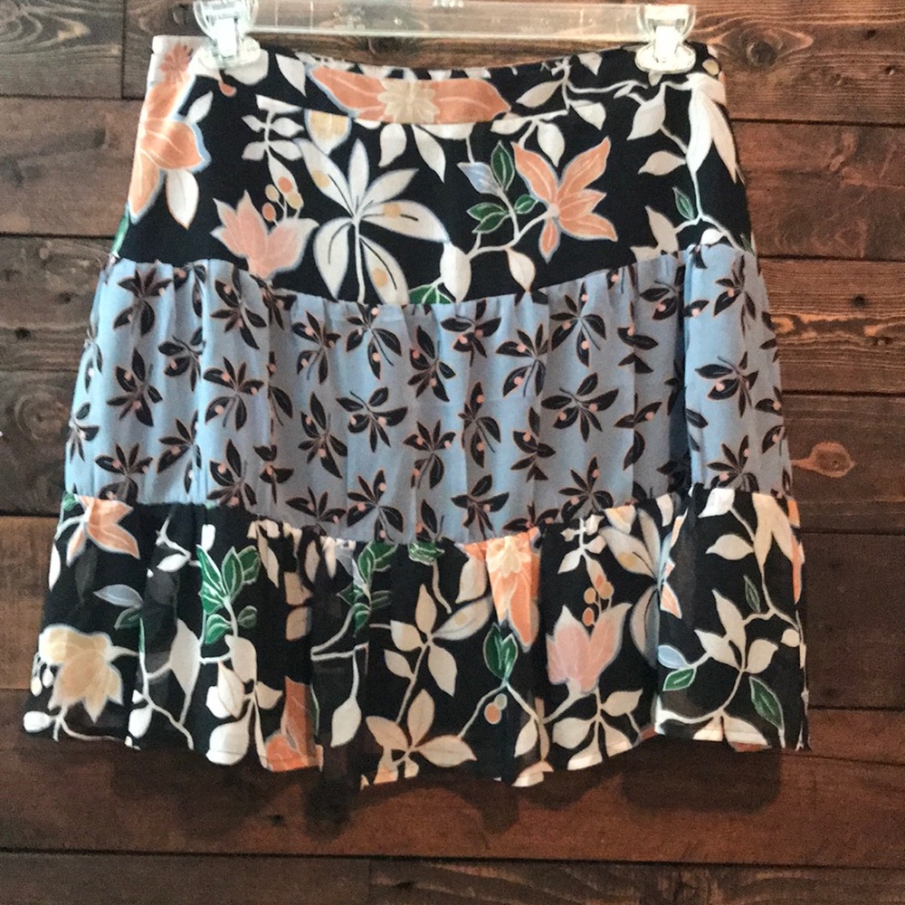 Loft skirt